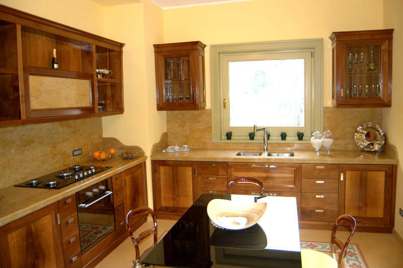 Cucina in Noce